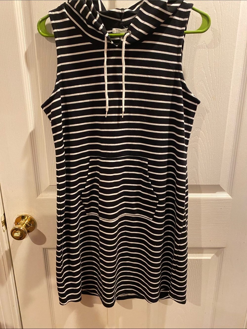Maurices Black and White Striped Sleeveless Midi Hoodie Dress size large